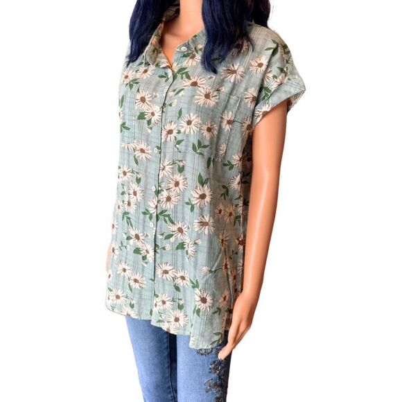 NWT POL Daisy Floral Button Down Top S Blue Boho Lightweight Oversized - Picture 5 of 6